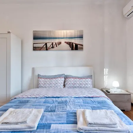 Midtown Garden Guest house
